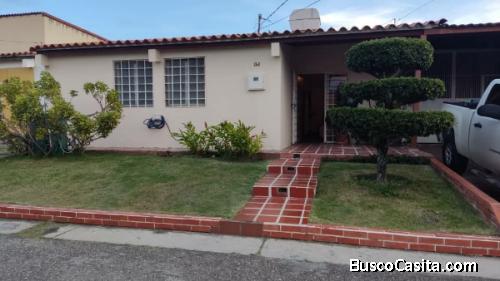 Casa en Venta en la Urbanización Santa Cecilia 