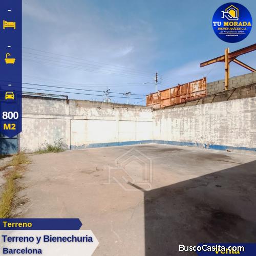 Terreno con Bienechuria en venta Av. Fuerzas Armadas de Barcelona