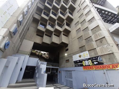 Se Alquila - Vende, Local Comercial en el Boulevard de Sabana Grande. Caracas.