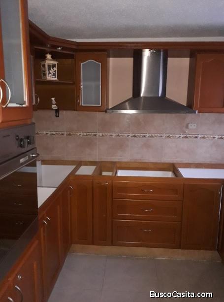 Casa con local en La Esmeralda San Diego Estado Carabobo