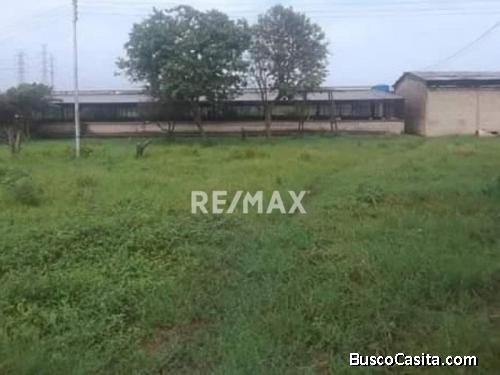 Finca de 23 Hectareas ubicado en asentamiento campesino La Mariposa Tocuyito , EDO Carabobo.