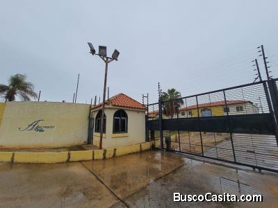 TOWNHOUSE VILLA LOS APAMATES