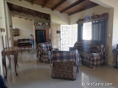 EN VENTA CASA QUINTA URB. VILLAS SANTA LUCIA