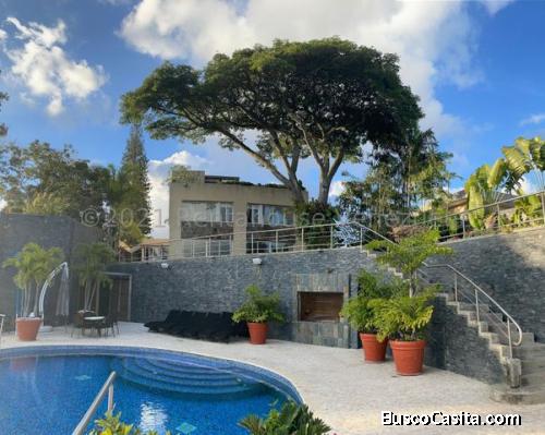 Se vende casa en Cumbre de Curumo MLS #22-10508