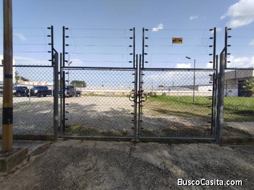 María José Castro Vende ALQUILER en Guacara