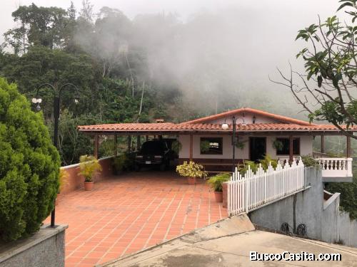 Casa En Galipan 1000m²