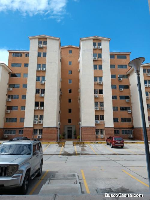 Apartamento en San Diego, Monteserino. Amoblado con piscina 