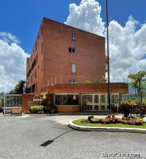 En Venta Apartamento en Los Naranjos Urb Los Pomelos Miranda FOC-A-055