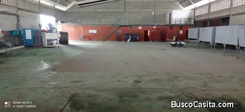 Galpón zona industrial 3 totalmente techado 2000 mts2 