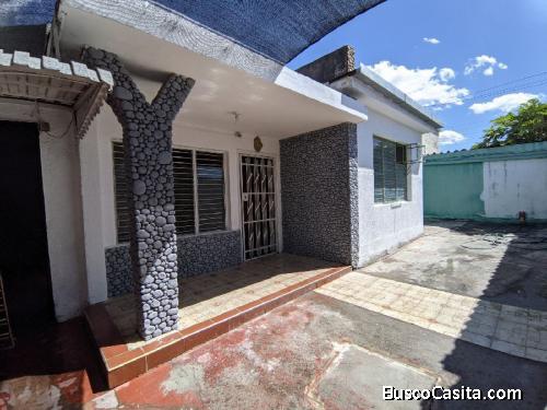 Casa comercial en el Centro-Este de Barquisimeto 