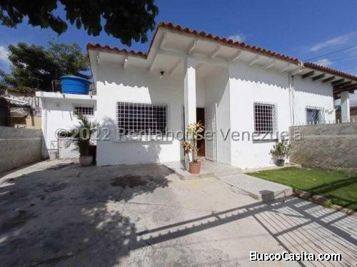 Moderna Casa en Alquiler en Bararida, Lara. MLS #23-16254