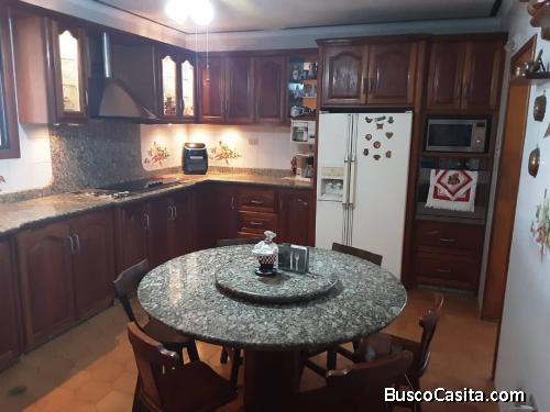 Soraya Blanco vende Vende Bellisima  casa En Este de Barquisimeto