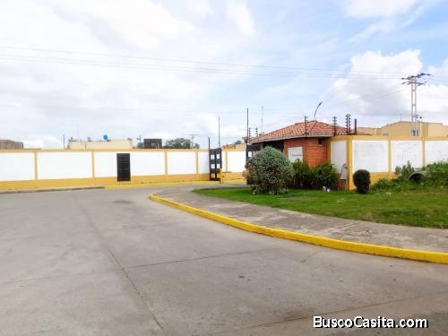 Se vende TOWN HOUSES EN UN CONJUNTO RESIDENCIAL 