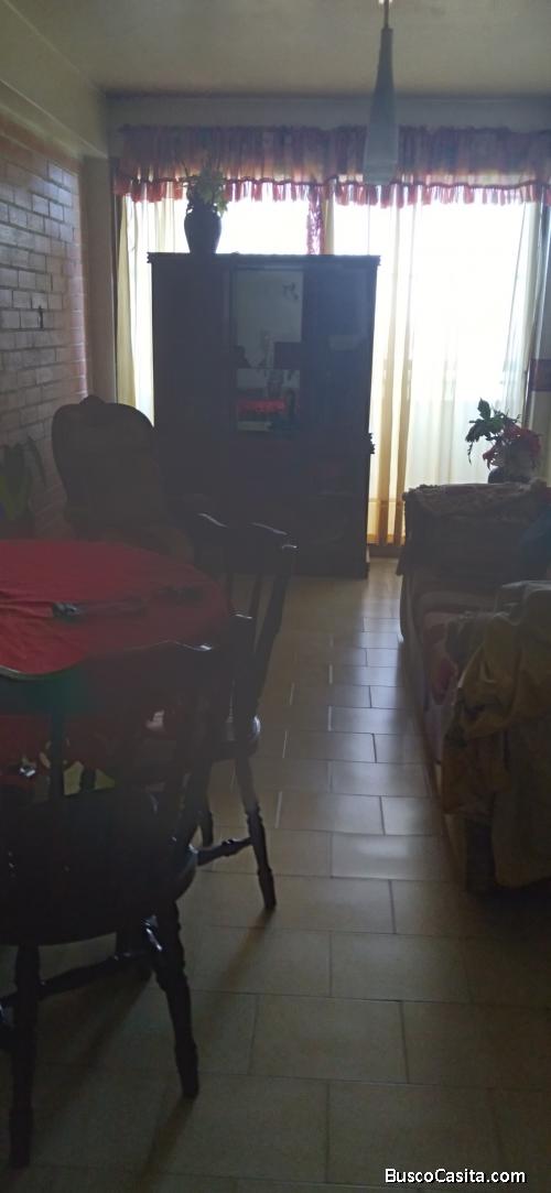 Vendo Apto. Av. Principal de Flor Amarillo Residencias Gc en Valencia