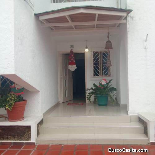 CASA EN VENTA URBANIZACION TRIGAL NORTE CALLE CERRADA