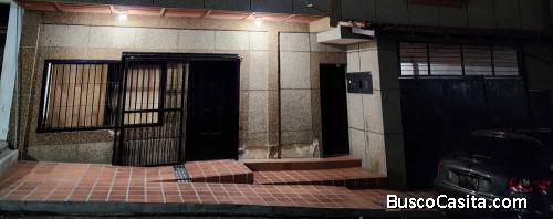 VENDO MI CASA TIPO APARTAMETO EN CATIA LA MAR LAS TUNITAS