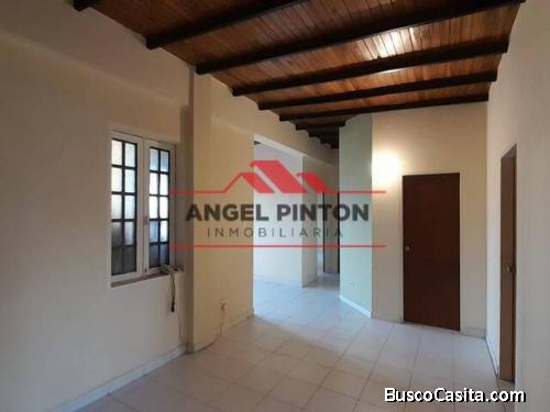 APARTAMENTO EN VENTA EN CUMBRES DE MARACAIBO API 3568