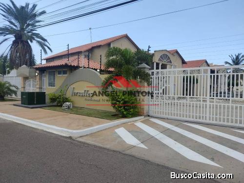 APARTAMENTO ALQUILER VILLA VERSALLES ISLA DORADA MARACAIBO API 3769