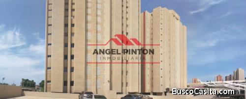 APARTAMENTO EN ALQUILER EN AV BELLA VISTA MARACAIBO API 3703
