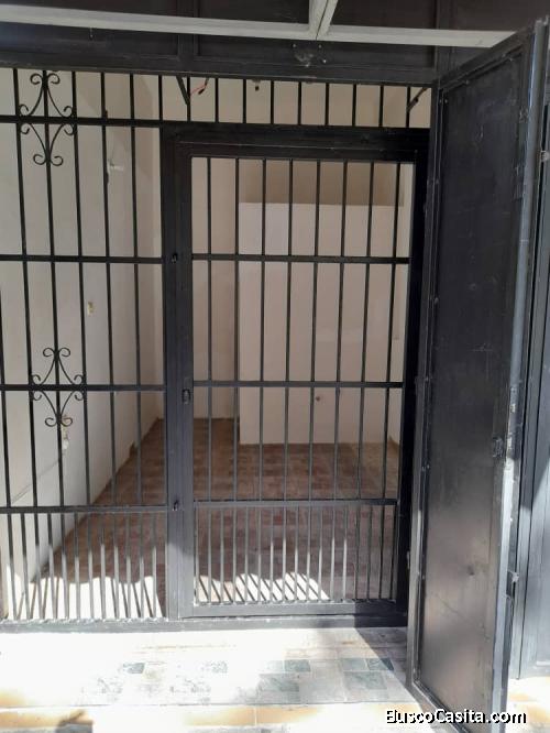 Local Comercial en Alquiler ubicado en La Esmeralda san diego