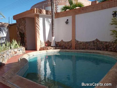 CASA EN VENTA URB. QUINTAS DEL NORTE NAGUANAGUA