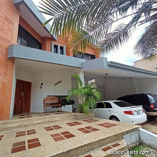 Casa en venta en altos de guataparo, valencia FOC-973