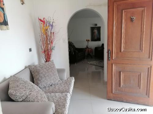 Jesus Castillo vende casa en parque valencia, carabobo 