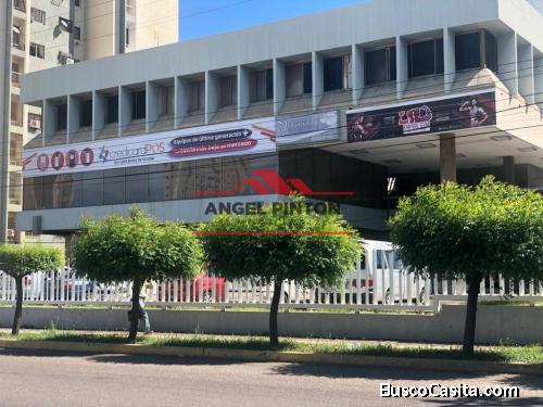 LOCAL COMERCIAL ALQUILER AV CECILIO ACOSTA MARACAIBO API 3947