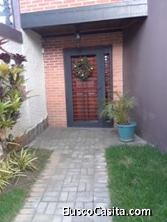 CASA EN VENTA EN NAGUANAGUA. URB. LA ENTRADA