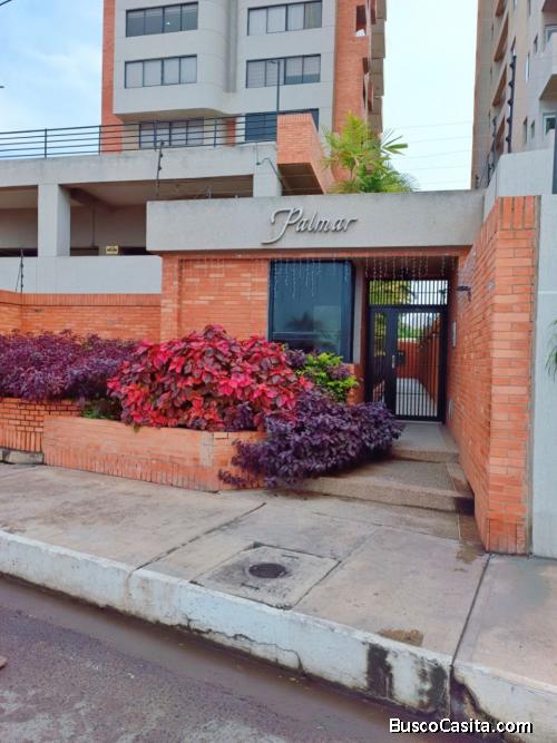 En venta apartamento en el Conjunto Residencial El Palmar fte a Playa Mansa