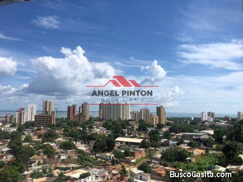 APARTAMENTO EN VENTA EN LA LAGO MARACAIBO API 3536
