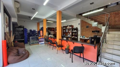 Rosaura Cortez Vende Fondo De Comerc io De Materiales Electricos y Ferreteros