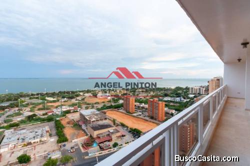 APARTAMENTO EN ALQUILER EN AV EL MILAGRO MARACAIBO API 3432