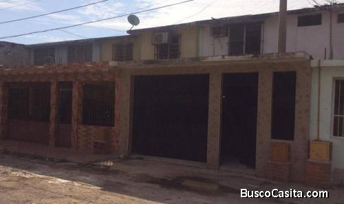 Casa en la Urb. La Isabelica.