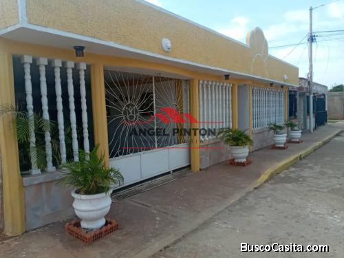 CASA COMERCIAL VENTA ALTOS DEL SOL AMADO MARACAIBO API 4106