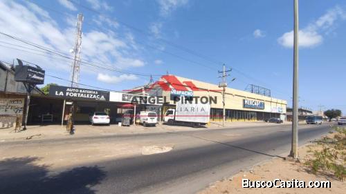 CASA COMERCIAL EN VENTA VÍA A LA CONCEPCIÓN MARACAIBO API 3774