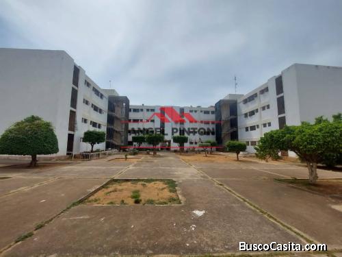 APARTAMENTO VENTA LAS ACACIAS MARACAIBO API 5777.ELIDA HERNANDEZ FS TEAM WORK ANGEL PINTON