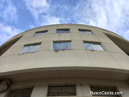 Sky Group Focus ofrece en alquiler  Local Comercial, para consultorio u Oficina.