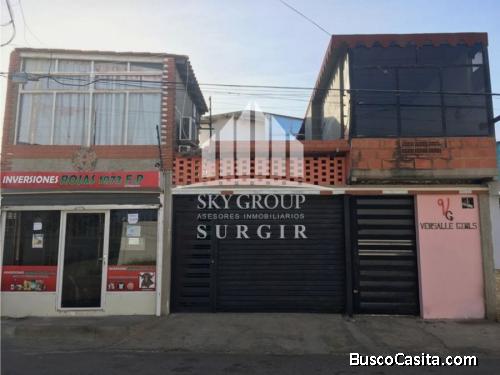 En alquiler casa con Locales 