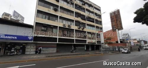 Se Alquila Oficina El Recreo MLS #23-23733