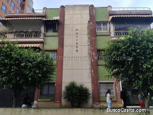 Se Alquila Oficina Las Mercedes MLS #23-17900