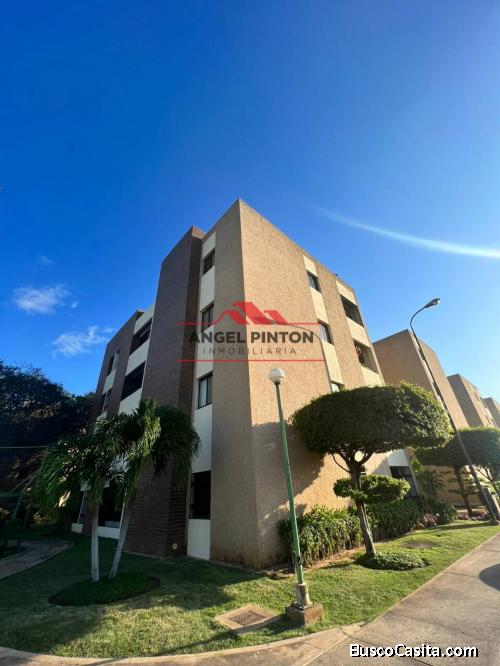 APARTAMENTO EN VENTA EN LAGO COUNTRY III MARACAIBO API 4289 ELIDA HERNANDEZ ANGEL PINTON FS T. Work