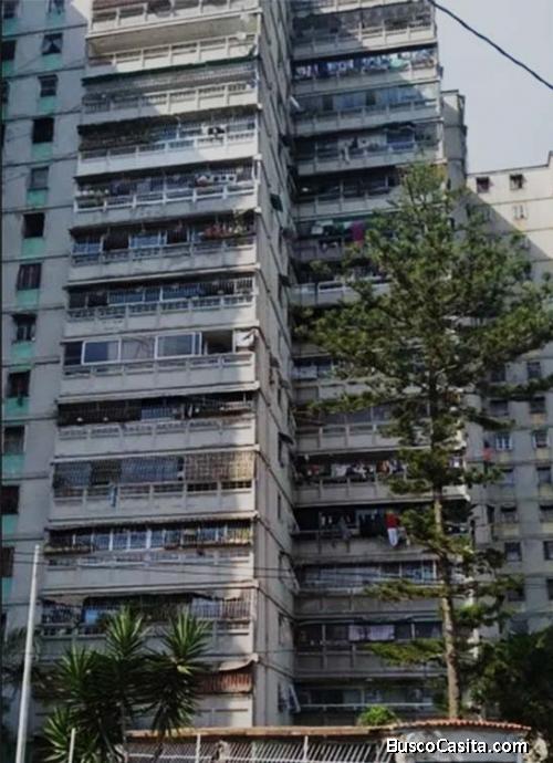 Vendo apto en Casalta III Propatia Caracas de 73.25 mts2 3 hab 1 baño