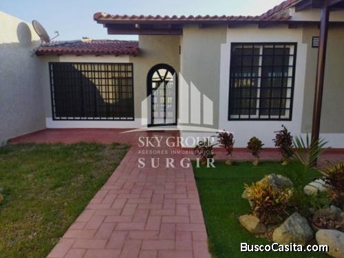 Se vende hermosa casa en la Puerta Maraven