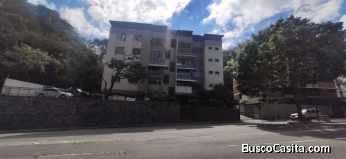 Totalmente Remodelado, Apartamento en venta en Cumbres de Curumo