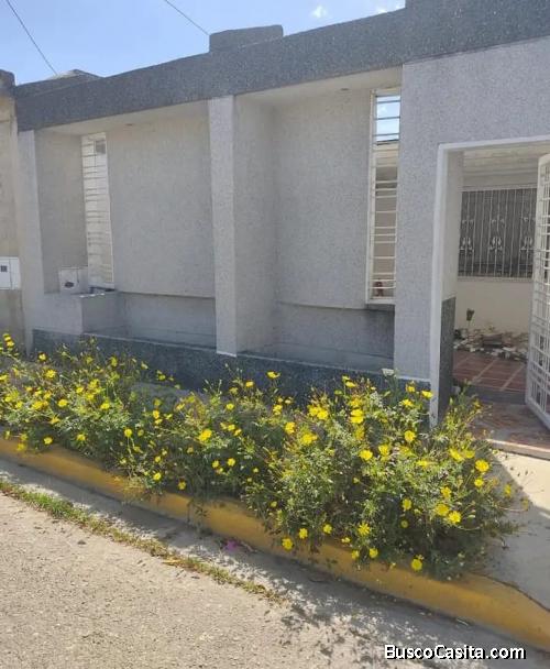 CAGUA VENDO CASA
