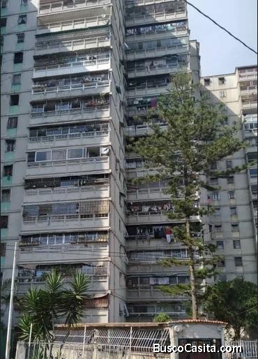 Vendo apto en Casalta III Propatria Caracas de 73.25 mts2 3 hab 1 baño Urbanización Raúl Leoni