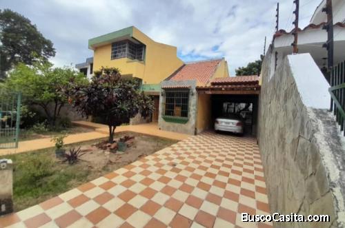 VENDO CASA EN TRIGAL NORTE