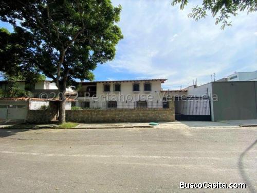 Para Remodelar, Casa en venta en el Cafetal, MLS #23-3616