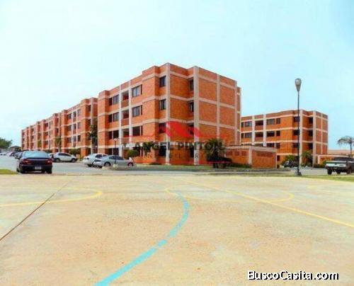 APARTAMENTO EN ALQUILER EN MILAGRO NORTE MARACAIBO API 4225. ELIDA HERNANDEZ ANGEL PINTON FS T. W.